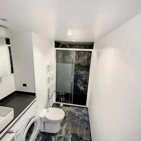 Imperial Apartment
